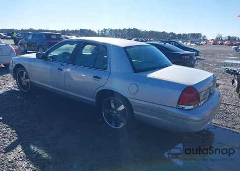 2000 Ford Crown Victoria Lx from USA, damaged, VIN 2FAFP74W5YX147141